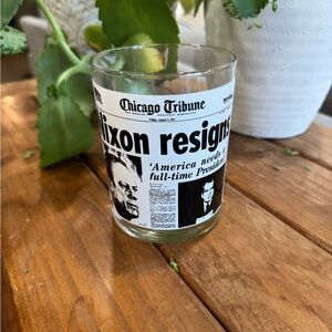 Vintage Nixon Resigns Glass‎ Chicago tribune